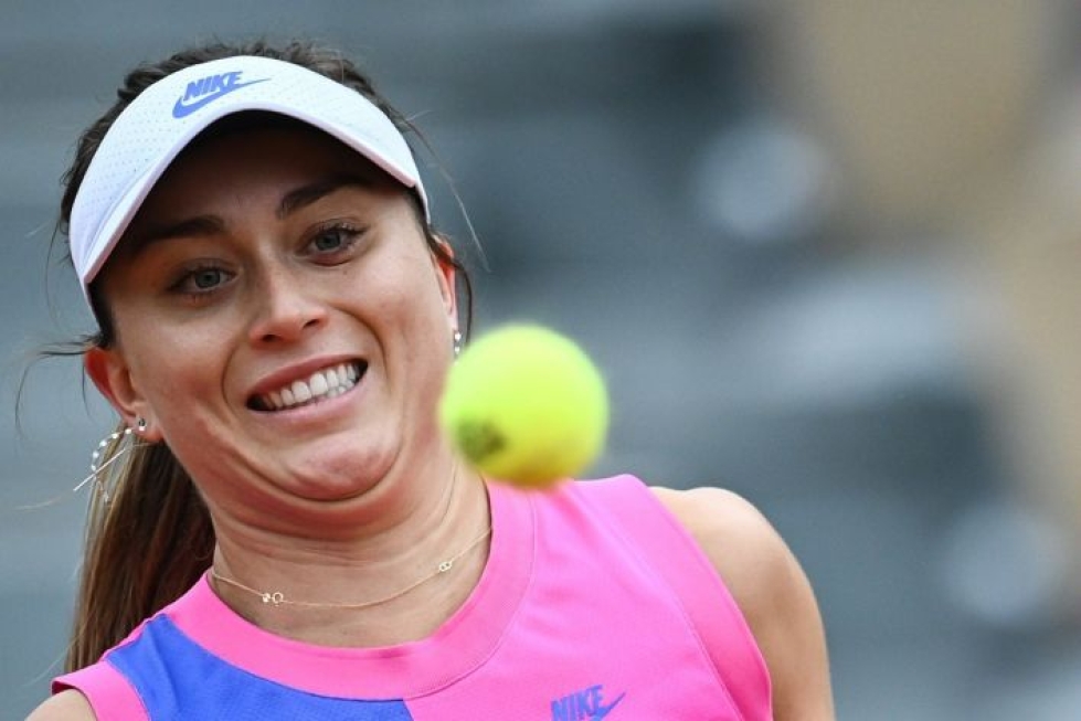 Espanjalaisen tennispelaaja Paula Badosan mieli muuttui, kun hänen torstainen koronavirustestinsä paljasti tartunnan. LEHTIKUVA/AFP