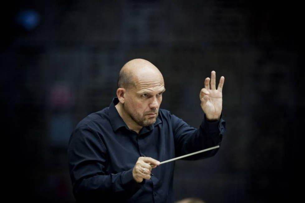 New Yorkin filharmoniassa aloittava Jaap van Zweden johti ylikapellimestarien tulotilastoa 3,6 miljoonan dollarin tienesteillä.