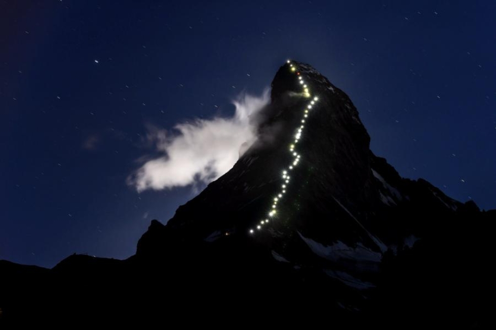 Matterhornin vuori sijaitsee Italian ja Sveitsin rajalla. LEHTIKUVA/AFP