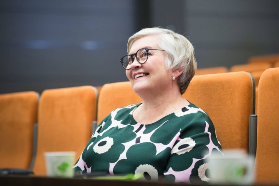 Eduskunnan puhemies, joensuulainen kansanedustaja Anu Vehviläinen (kesk.) ei pidä mahdollisena, että ravintolasulkua koskeva laki ehtisi voimaan ensi maanantaiksi.