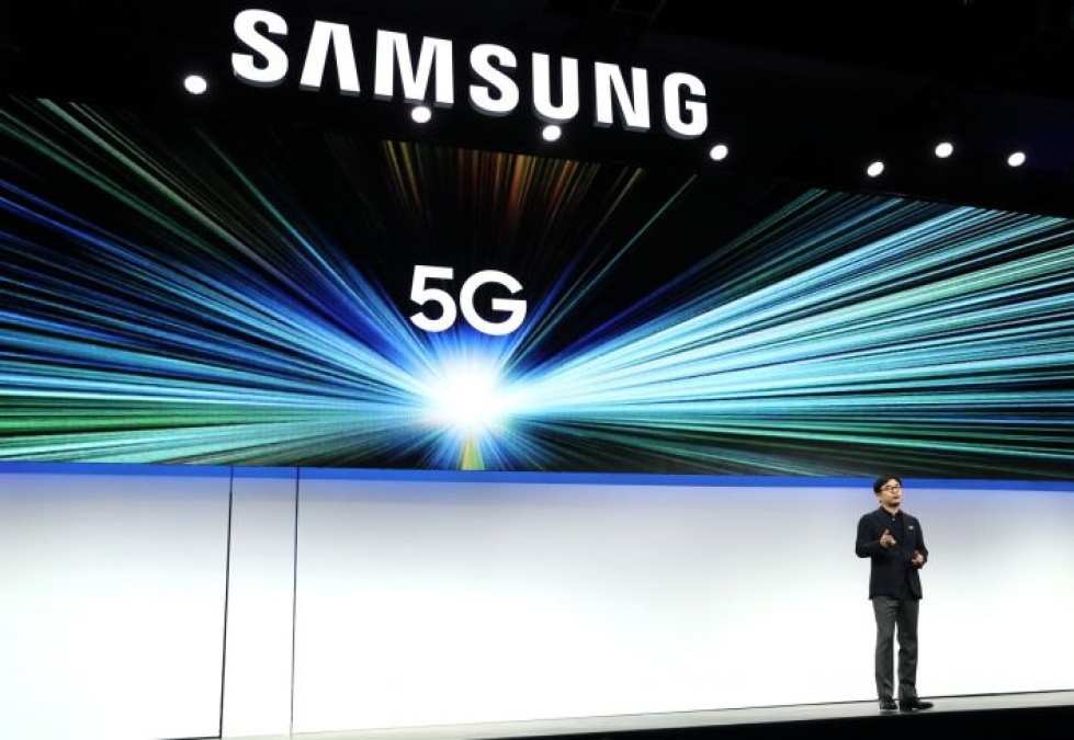 Samsungin vuoden viimeinen neljännes oli odotettua heikompi. Yhtiön toimitusjohtaja puhui maanantaina medialle Las Vegasissa CES-messujen aattona. Lehtikuva/AFP