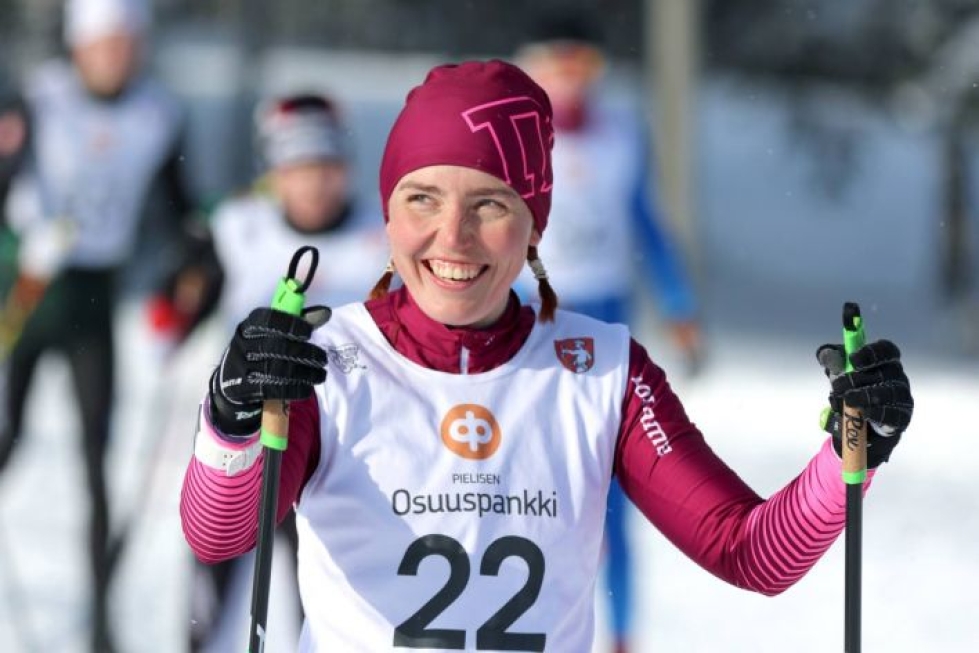 Marjut Turunen kilpailee kahden viikon kuluttua Ruotsissa alkavissa hiihtosuunnistuksen MM-kilpailuissa.