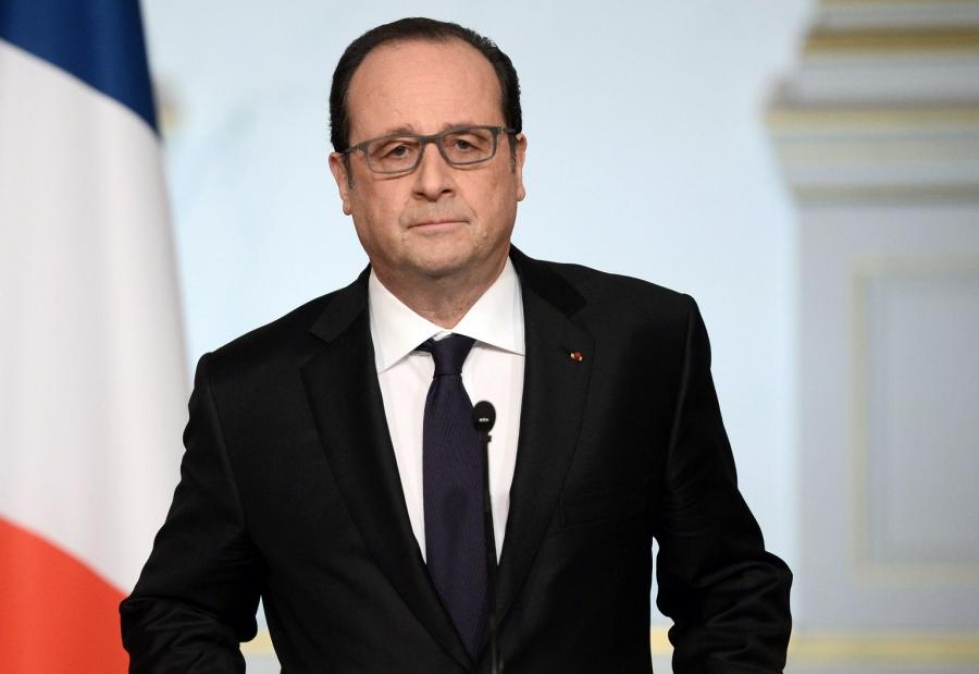 Ranskan presidentti Francois Hollande sanoo matkustavansa Nizzaan perjantaina 77 ihmisen kuolemaan johtaneen kuorma-autoiskun takia. LEHTIKUVA/AFP
