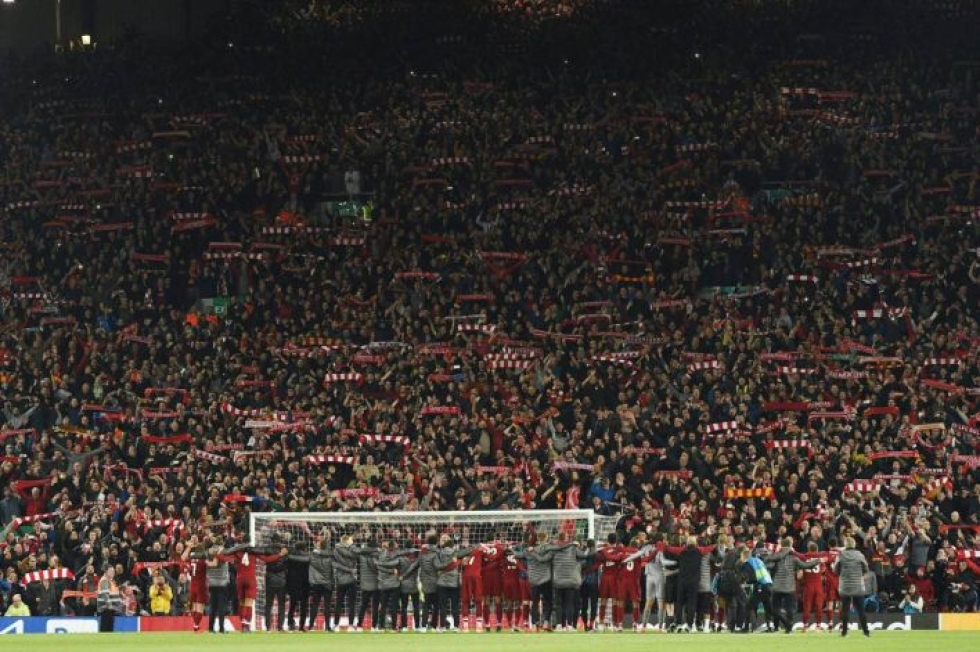 Liverpool juhli otettuaan finaalipaikan Mestarien liigassa uskomattomalla 4-0-voitolla Barcelonasta.