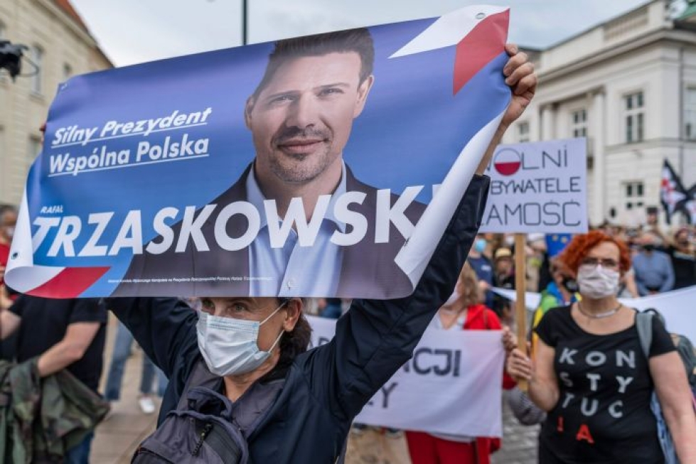 Puolan vaaleissa istuvan presidentin päähaastaja on pääoppositiopuolue kansalaisfoorumin ehdokas Rafal Trzaskowski. LEHTIKUVA / AFP