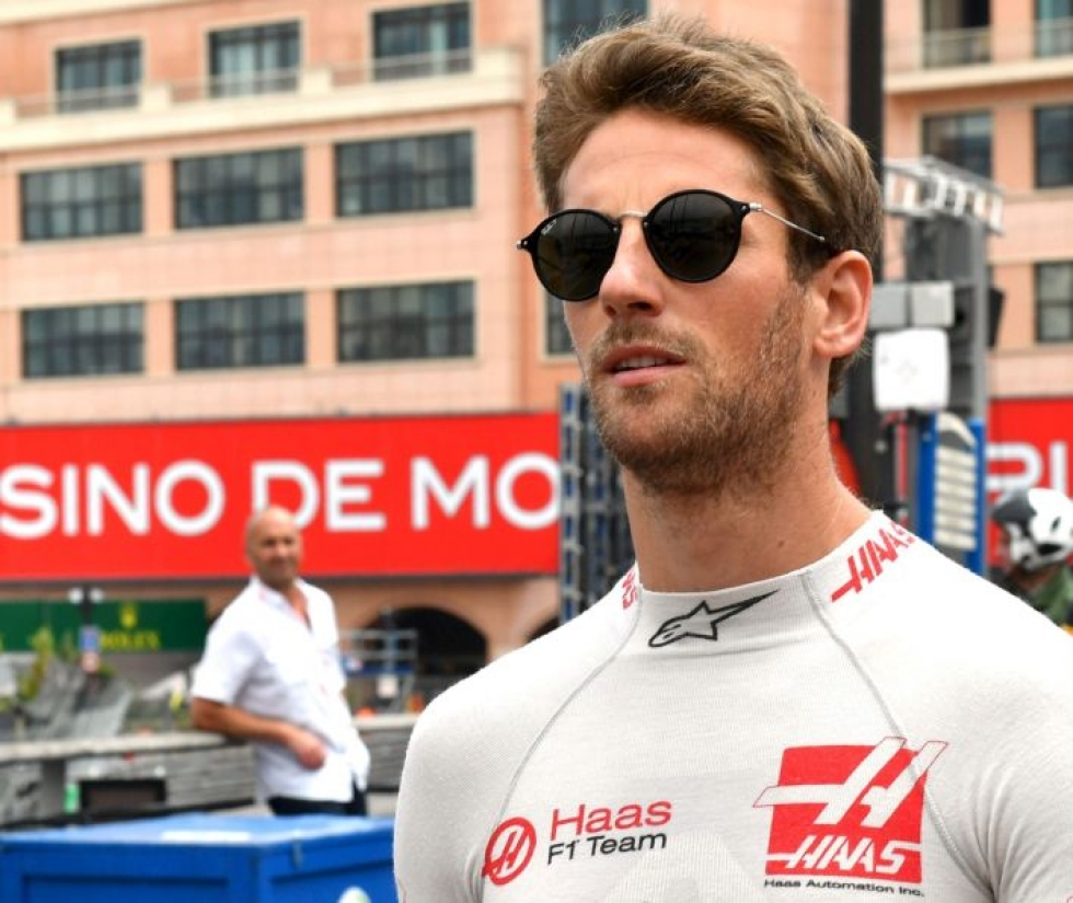 Romain Grosjeanin sunnuntain suoritus hylättiin auton sääntöjenvastaisen lattian takia. LEHTIKUVA/AFP