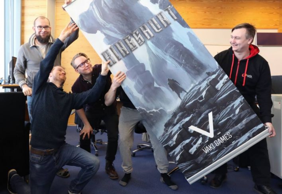 Näyttävän graafinen Kingshunt-peli on tulossa globaaleille markkinoille vuonna 2020. Kuvassa peliyhtiö Vaki Gamesin Pekka Matala, Arttu Nevalainen, Teemu Jyrkinen ja Jani Kärkkäinen.