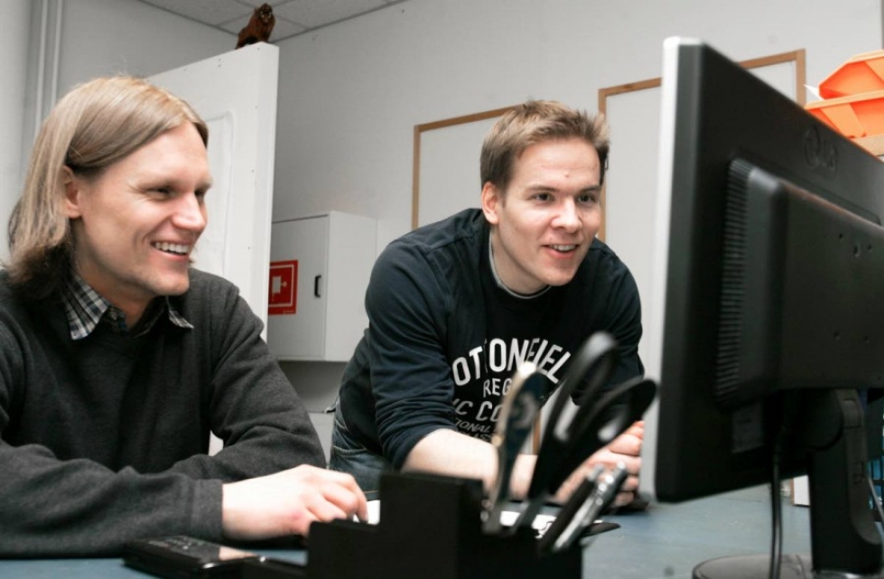 Ampparit.comin myyminen osaksi Otavamediaa nosti Petteri Hannosen ja Florian Bergerin vuositulot yli 300 000 euroon.