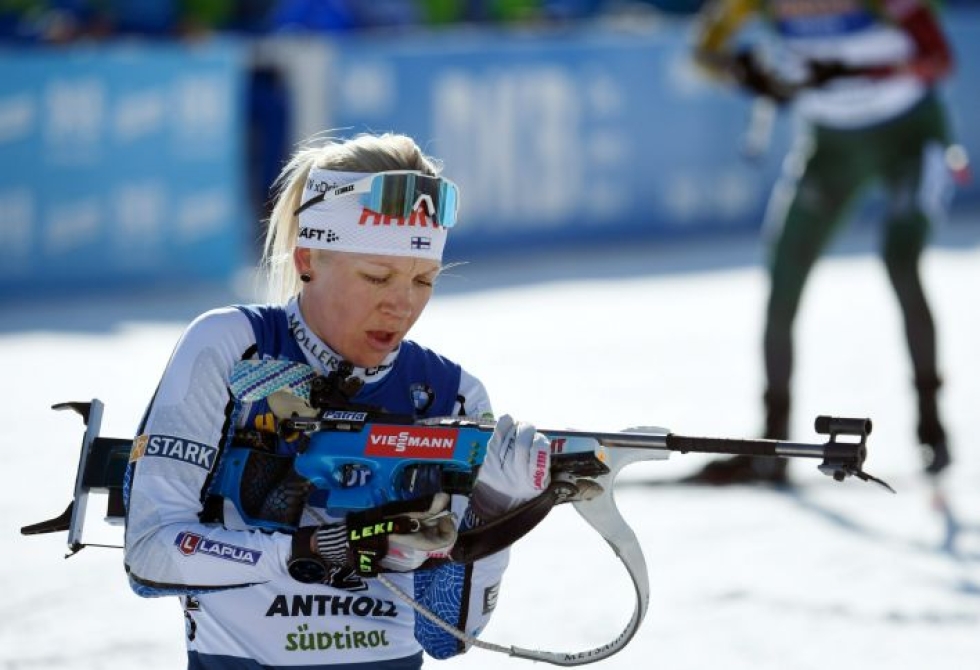 Mäkäräiselle tuli 15 kilometrin kilpailun neljältä ampumapaikalta yhteensä viisi hutia. LEHTIKUVA / Antti Aimo-Koivisto