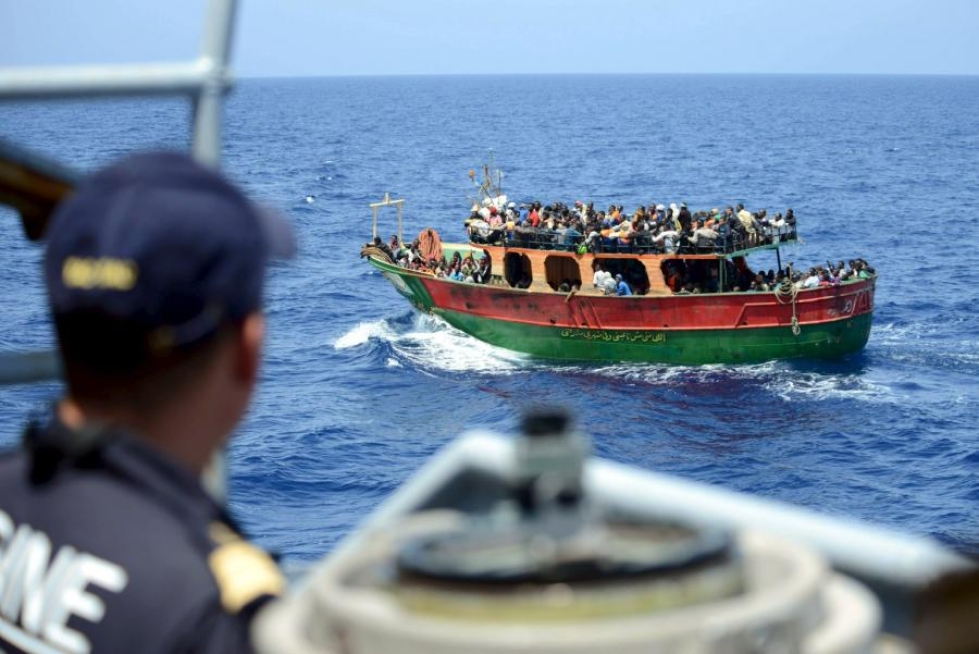 Vuodesta 2014 lähtien Välimeren ylityksessä kuolleita tai hukkuneeksi epäiltyjä siirtolaisia on yli 10 000. LEHTIKUVA/AFP
