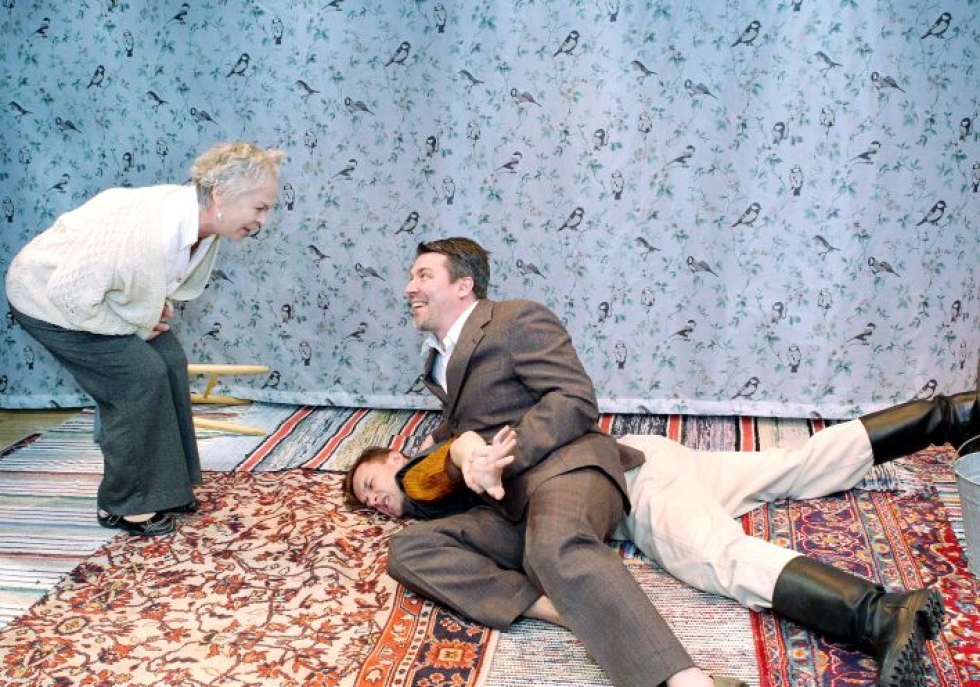 Kuvassa Jukka Moskuvaara Joensuun Vapaan teatterin näytelmässä vuonna 2012.