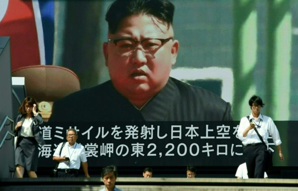 Pohjois-Korean diktaattorin Kim Jong-unin kerrotaan olleen valvomassa asetestiä henkilökohtaisesti.  LEHTIKUVA/AFP
