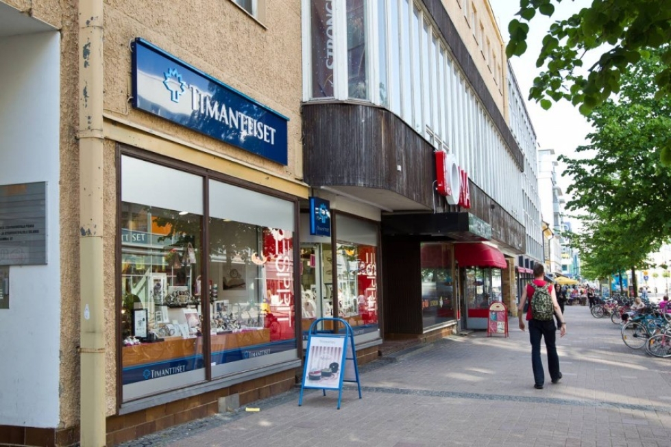 Joensuun keskustassa sijaitseva Timanttiset Kulta-Center ryöstettiin tiistaiaamupäivänä.