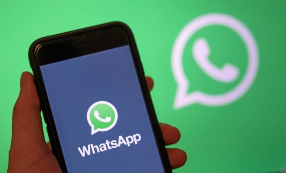 Whatsapp-pikaviestisovellus on monella nuorella käytössä kännykässä.