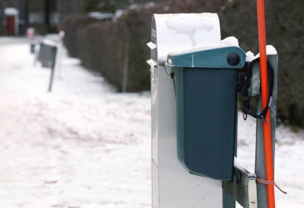 Posti kilpailuttaa postimerkillä varustettujen kirjeiden ja postikorttien jakelun Joensuun seudun ulkopuolella.