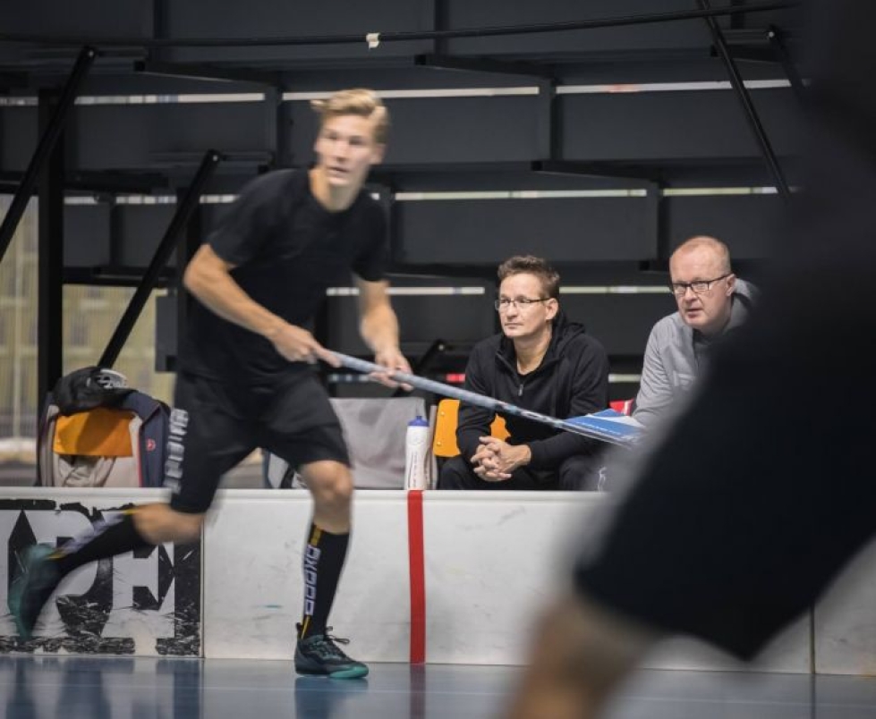 Josban valmentajina toimivat kokeneet Mika Muukkonen ja Antti Ruokonen.