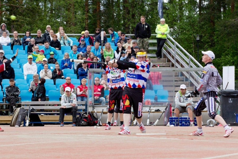 Juha Niemen neljä lyötyä juoksua ei nostanut Joensuun Mailaa pisteille.