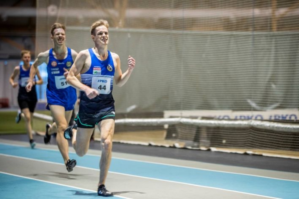 Joensuun Katajan Konsta Hämäläinen hakee menestystä Jyväskylän SM-halleista lauantaina 1500 metrillä ja sunnuntaina 3000 metrillä.