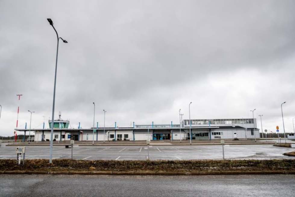Liperissä Joensuun lentoasemalla mitattiin toukokuun keskilämpötilaksi 7,9 astetta, kun pitkän ajan keskiarvo on 8,7 astetta.