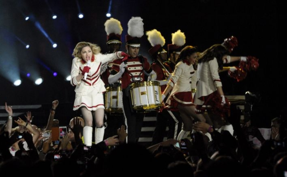 Madonna esiintyi Helsingin olympiastadionilla vuonna 2012. LEHTIKUVA / HEIKKI SAUKKOMAA