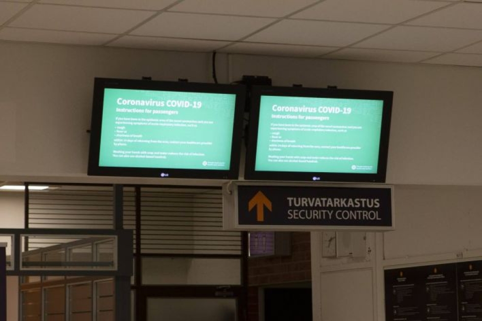 Ohjeita matkustajille Lappeenrannan lentoasemalla keskiviikkona.