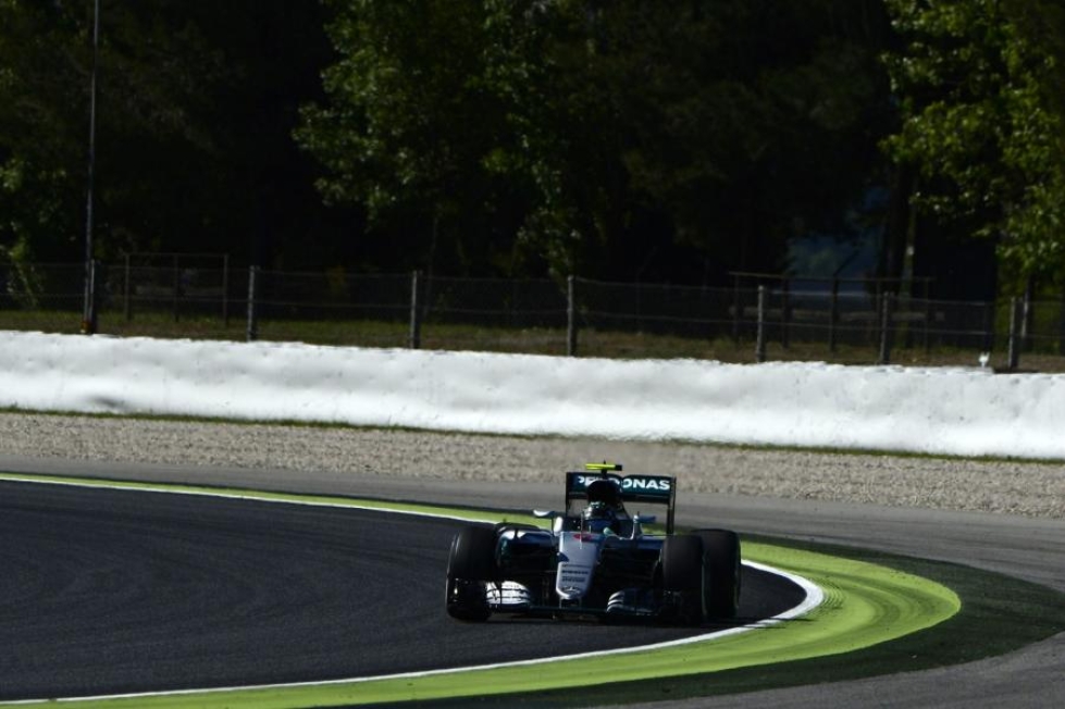Nico Rosberg kellotti nopeimman kierrosajan Barcelonassa. LEHTIKUVA/AFP