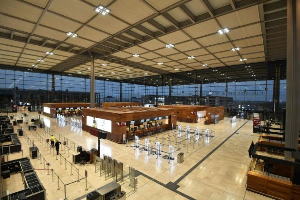 Berliini-Brandenburgin lentokenttä avaa tänään vain uuden ykkösterminaalin. LEHTIKUVA / AFP