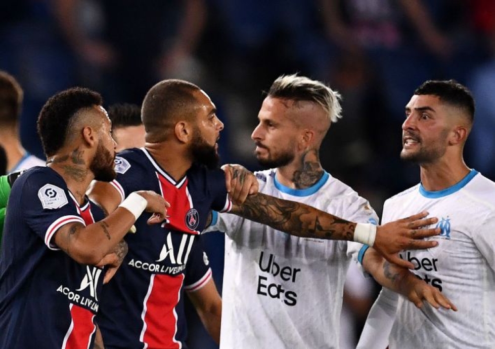 Ranskan liiga selvittelee sunnuntaina pelatun pelatun PSG:n ja Marseillen välisen ottelun tapahtumia. LEHTIKUVA/AFP