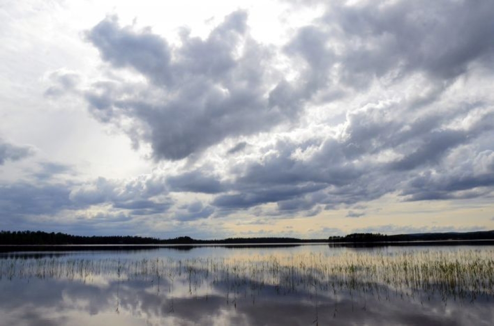 Ensi viikonlopun jälkeen Suomeen on luvassa jälleen annos kesäistä säätä. Kuva: Lehtikuva / Eija Kontio