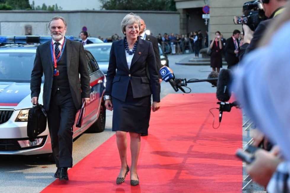 Therese May saapui Salzburgin EU-kokoukseen keskiviikkona. Lehtikuva / AFP
