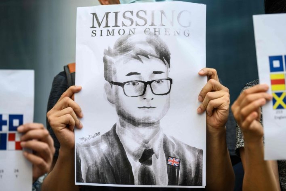 Simon Cheng kertoo tulleensa myös hakatuksi niiden 15 päivän aikana, jolloin hän oli poliisin huostassa elokuussa. LEHTIKUVA/AFP