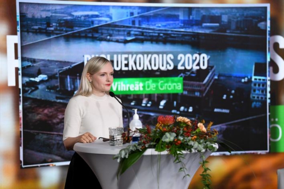 Vihreiden puheenjohtaja Maria Ohisalo puhui puolueen etänä järjestettävässä puoluekokouksessa Helsingissä. LEHTIKUVA / ANTTI AIMO-KOIVISTO