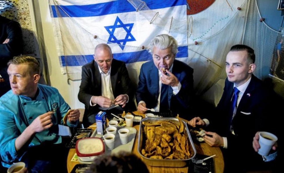 Vapauspuolueen Geert Wilders vieraili toissa viikolla kalaherkuistaan tunnetussa Urkin kaupungissa.
