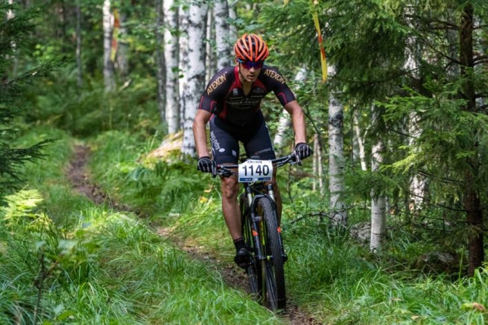 Oulun Juha Kangaskokko pyöräili Kolin MTB-tapahtuman voittoon vuosi sitten 50 kilometrin sarjassa.
