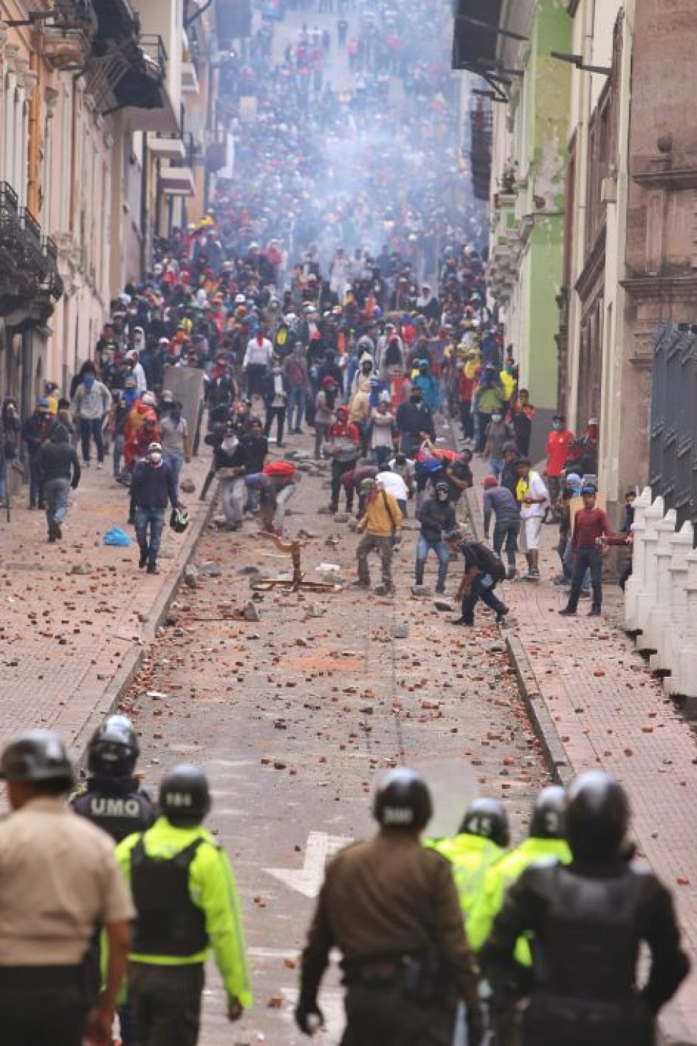 Quiton historiallisesta keskustasta on tullut yhteenottojen näyttämö. Lehtikuva/AFP