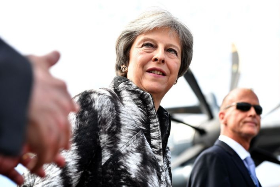 Britannian nykyisen pääministerin Theresa Mayn suunnitelma eron jälkeisestä EU-suhteesta ei ole miellyttänyt kovan linjan kannattajia. LEHTIKUVA/AFP