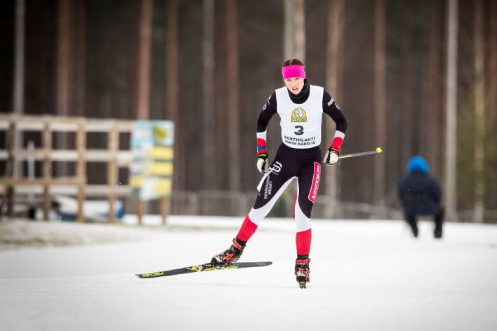Arkistokuvassa Lotta Kurttila Kontiolahden FIS-hiihdoissa viime marraskuussa.