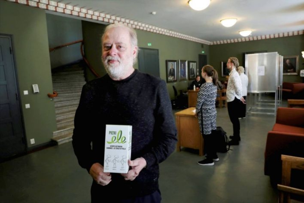 40 vuotta nivelreumaa sairastanut Seppo Lehikoinen toivoo, että reumahoitajat palautettaisiin kaikille terveysasemille.