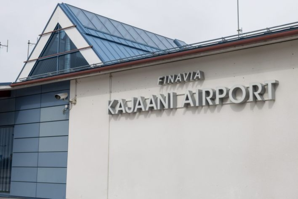 Liikenne- ja viestintäministeriön lentoliikennetyöryhmä esittää, että valtio ostaisi lentoliikennettä Kokkolan, Joensuun, Kajaanin, Jyväskylän ja Kemin lentokentille vuoden 2021 loppuun saakka. LEHTIKUVA / Kimmo Rauatmaa