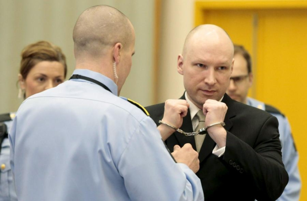 Anders Breivik (oik.) murhasi Norjassa suuren joukon ihmisiä vuonna 2011. LEHTIKUVA/AFP