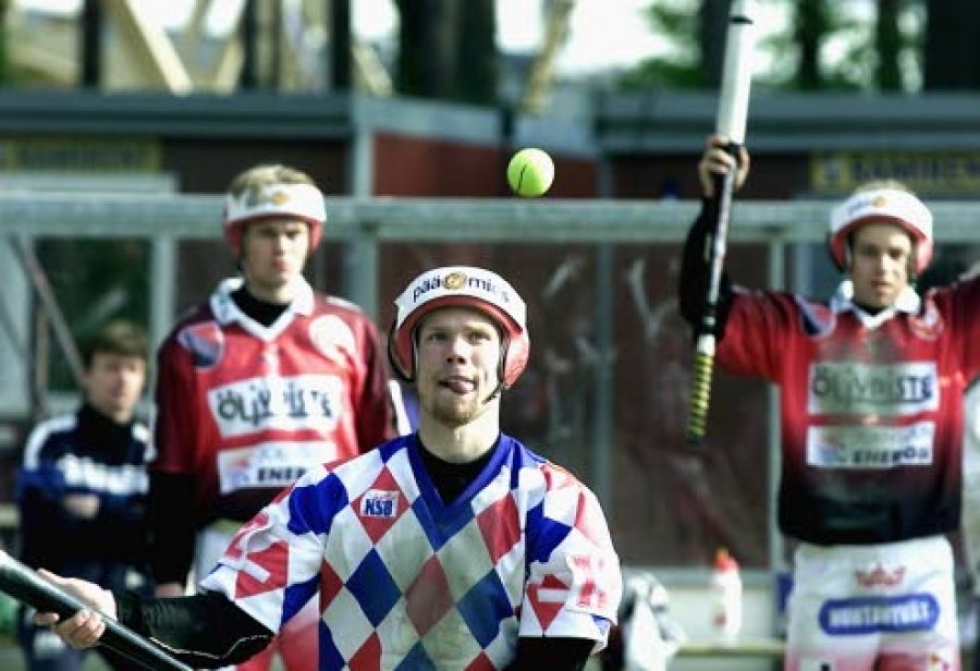Mikko Pirhonen pelasi urallaan myös JoMan edustusjoukkueessa.