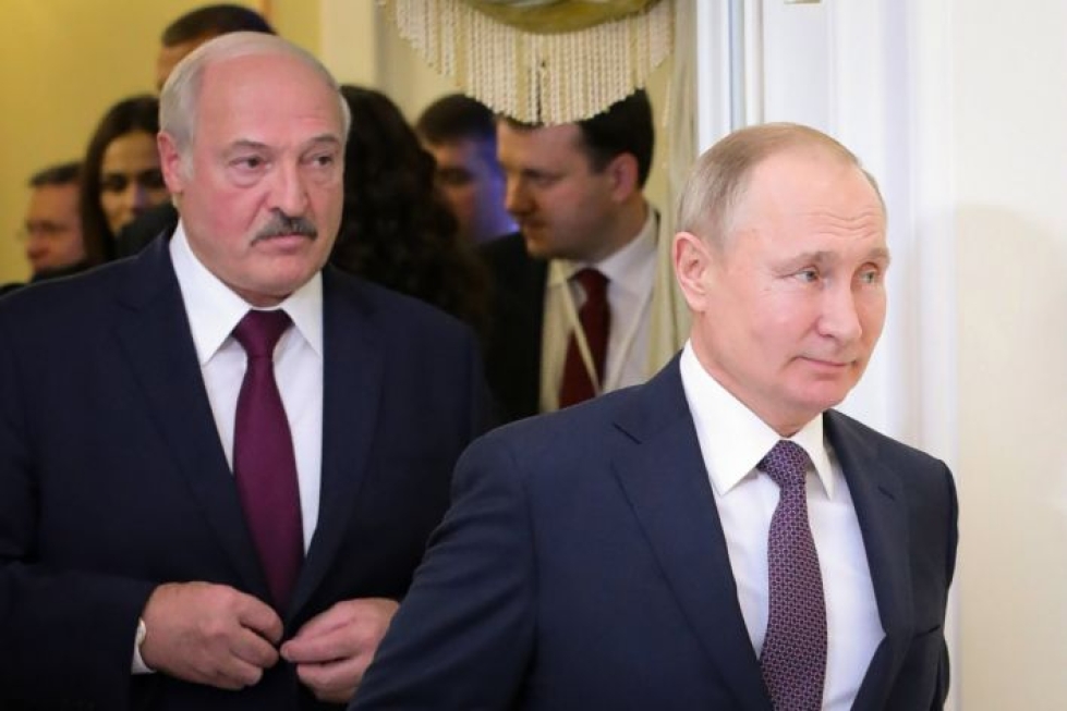 Valko-Venäjän presidentti Aleksandr Lukashenko ja Venäjän presidentti Vladimir Putin joulukuussa 2019 Pietarissa. LEHTIKUVA/AFP