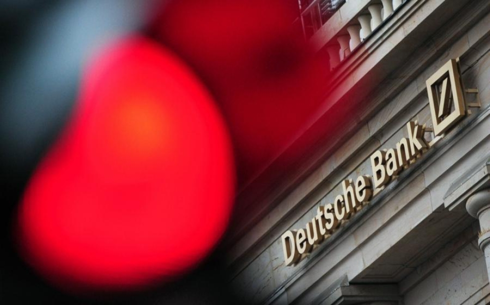 Deutsche Bankin nettotulos suli vuoden takaisesta lähes olemattomiin. LEHTIKUVA/AFP