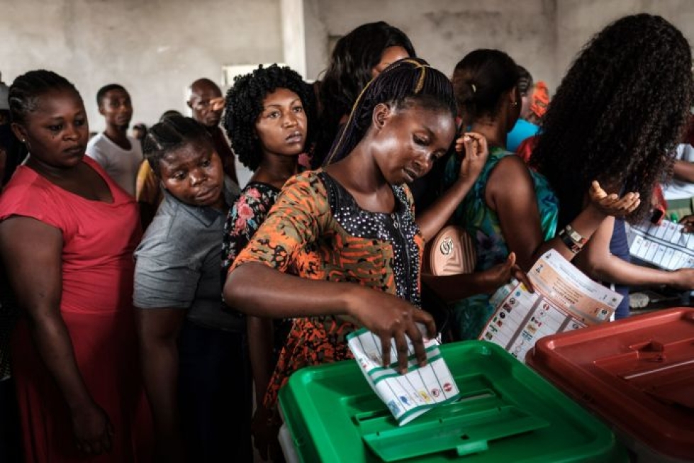 Äänestäjiä Port Harcourtissa Nigerian eteläosassa. LEHTIKUVA/AFP