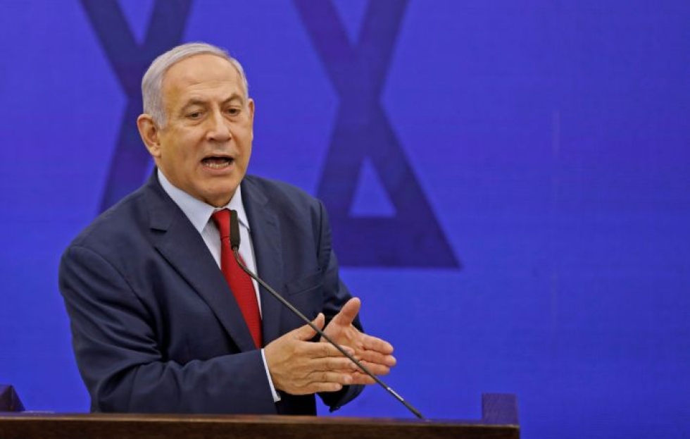 Pitkäaikainen pääministeri Benjamin Netanjahu on esiintynyt julkisuudessa voitonvarmana. LEHTIKUVA/AFP