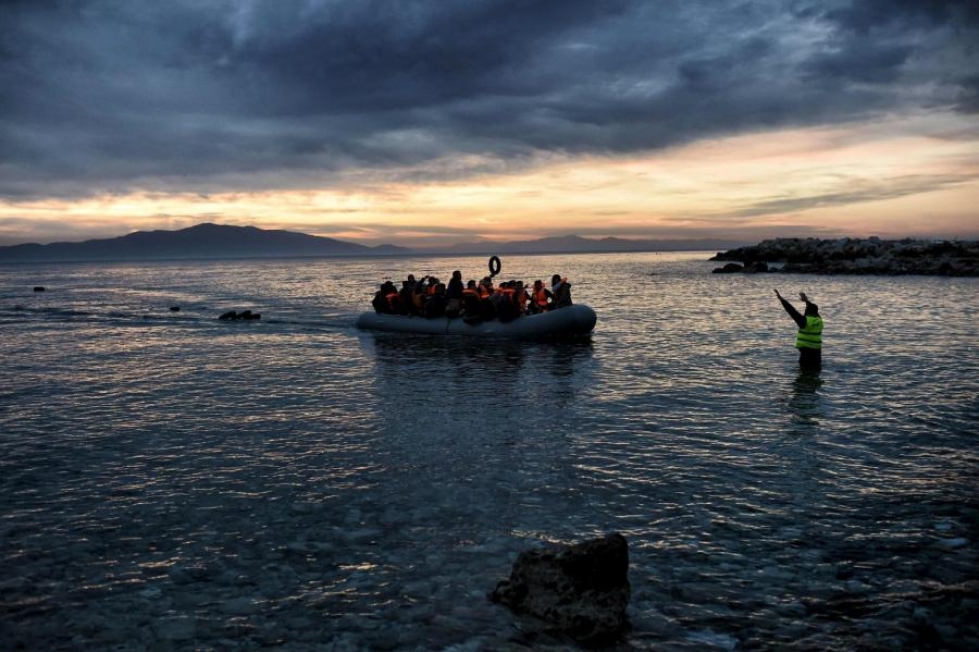 EU:n ja Turkin sopimuksen tultua voimaan Turkista Kreikkaan saapuvien pakolaisten ja siirtolaisten määrät ovat laskeneet rajusti. LEHTIKUVA / AFP