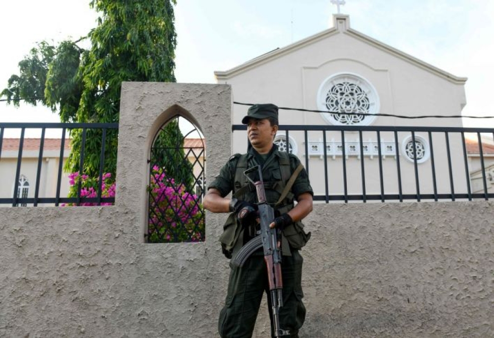 Muslimien ja kristittyjen välit ovat olleet kireät Sri Lankassa viime kuun terrori-iskujen jälkeen. Ääri-islamistiset terroristit tappoivat lähes 260 ihmistä iskuissa kirkkoihin ja hotelleihin. LEHTIKUVA / AFP / LAKRUWAN WANNIARACHCHI