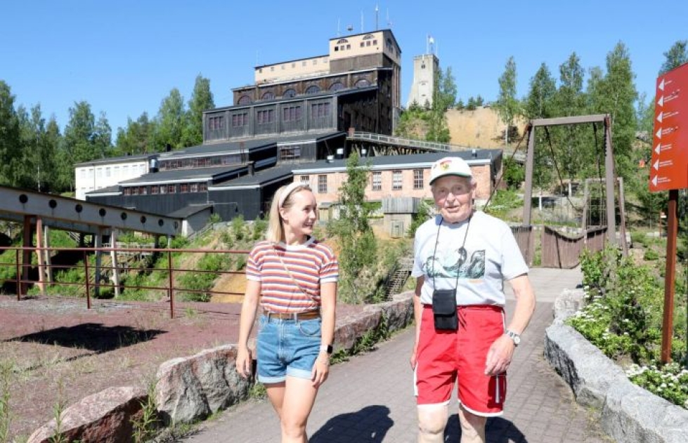 Lotta-Sofia ja Jorma Saahko vierailivat tämän vuoden kesäkuussa Pohjois-Karjalassa Jorma Saahkon lapsuuden- ja nuoruudenmaisemissa.