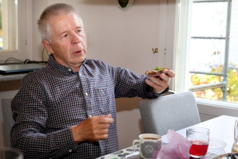 Nykyään Enossa asuva keihäsvalmentaja Eino Maksimainen, 71, ei säästele sanojaan puhuessaan nykyisestä suomalaisesta keihäänheitosta.