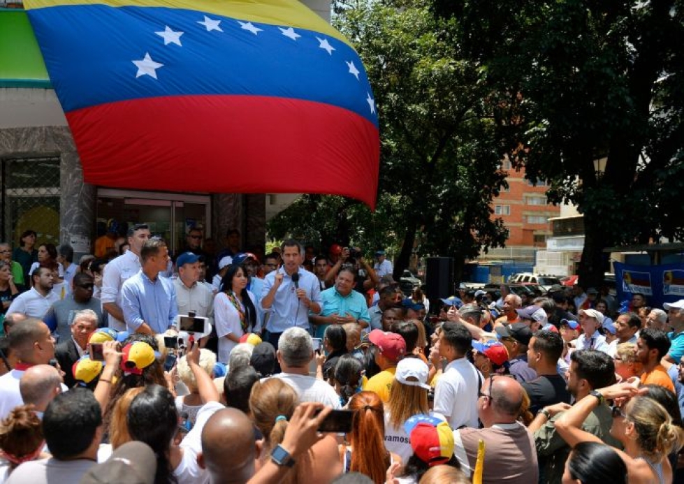 Venezuela yrittää pyristellä ulos poliittisesta kriisistä. LEHTIKUVA/AFP